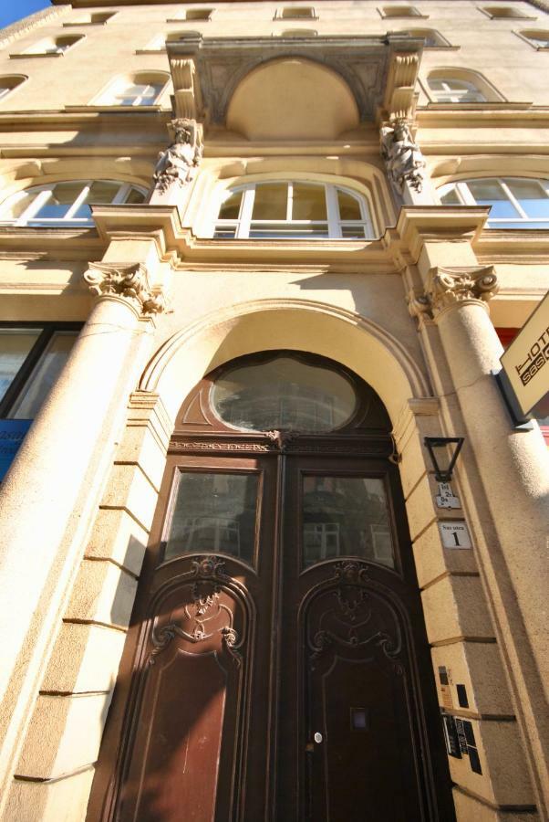 Krane Apartments Sas Budapesta Exterior foto